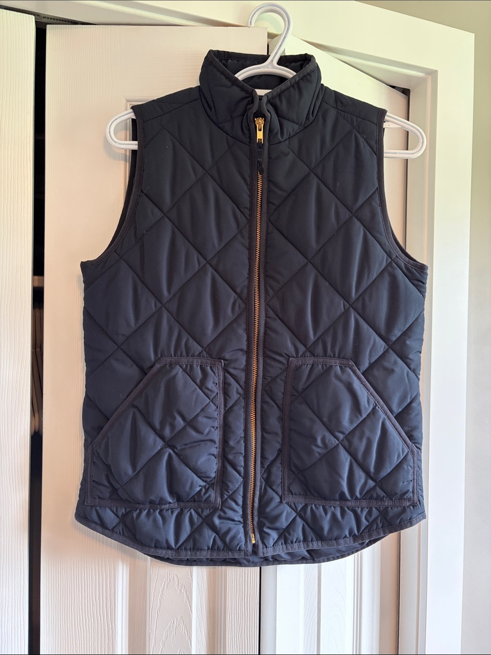 Quilted Sleeveless Puffer Vest - Blue